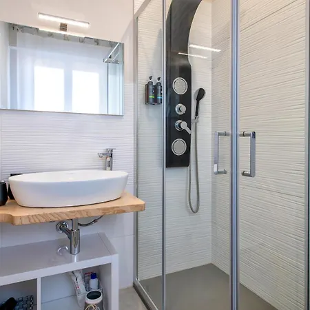 بيت ضيافة Saige Holidays ألغيرو