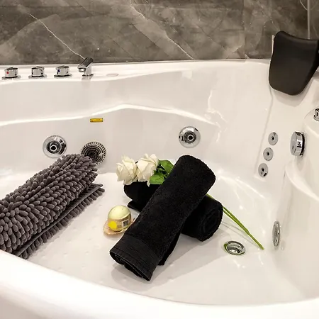 Saige Holidays アルゲーロ